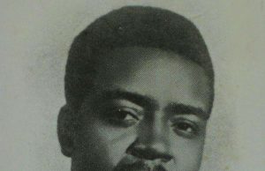 Héros africain/Monstre… sacré de la guerre d’indépendance du Cameroun : Ruben Um Nyobe en bleu blanc rouge