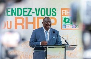 Le RHDP et la tentation autoritaire: une démocratie bâillonnée