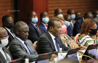 Dialogue politique en Côte d’Ivoire: théâtre d’ombres ou réelle volonté de changement ?