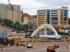 Organisation des réunions privées : organisateurs et membres se défilent