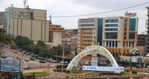 Organisation des réunions privées : organisateurs et membres se défilent