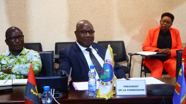 Ezéchiel Nibigira, le président de la Commission de la CEEAC (Thermomètre, page 5)